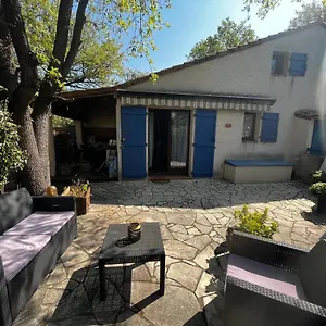Maison Dans Domaine Privé Hébergement de vacances